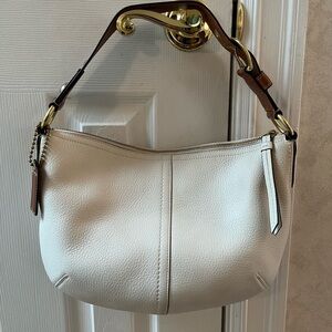 COACH Elegant Cream Pebbled Leather Shoulder Bag